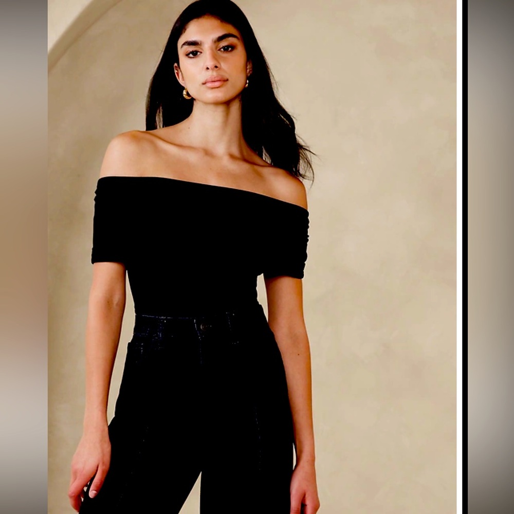 Banana Republic Off Shoulder Top